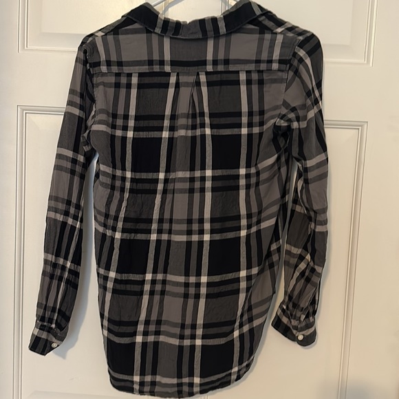 Gap XS black and gray flannel - Picture 4 of 4